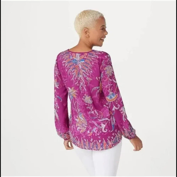 Bob Mackie Women's Raspberry V-Neck Floral Printed Woven Blouse Size XXS NWOT - Picture 5 of 16